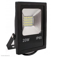 Прожектор светодиодный 20w 220v белый slim IP65